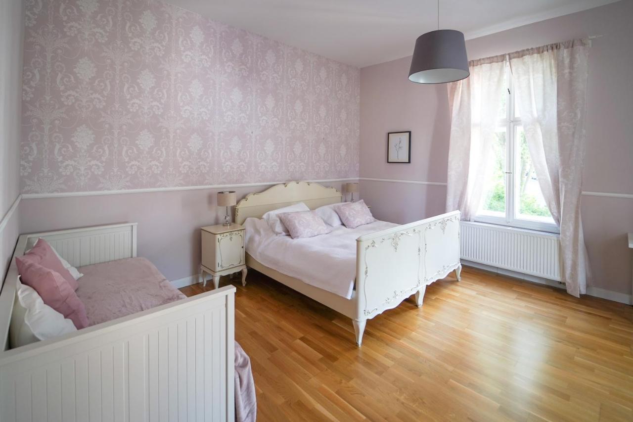 Spa Apartments Theresia Dubí エクステリア 写真